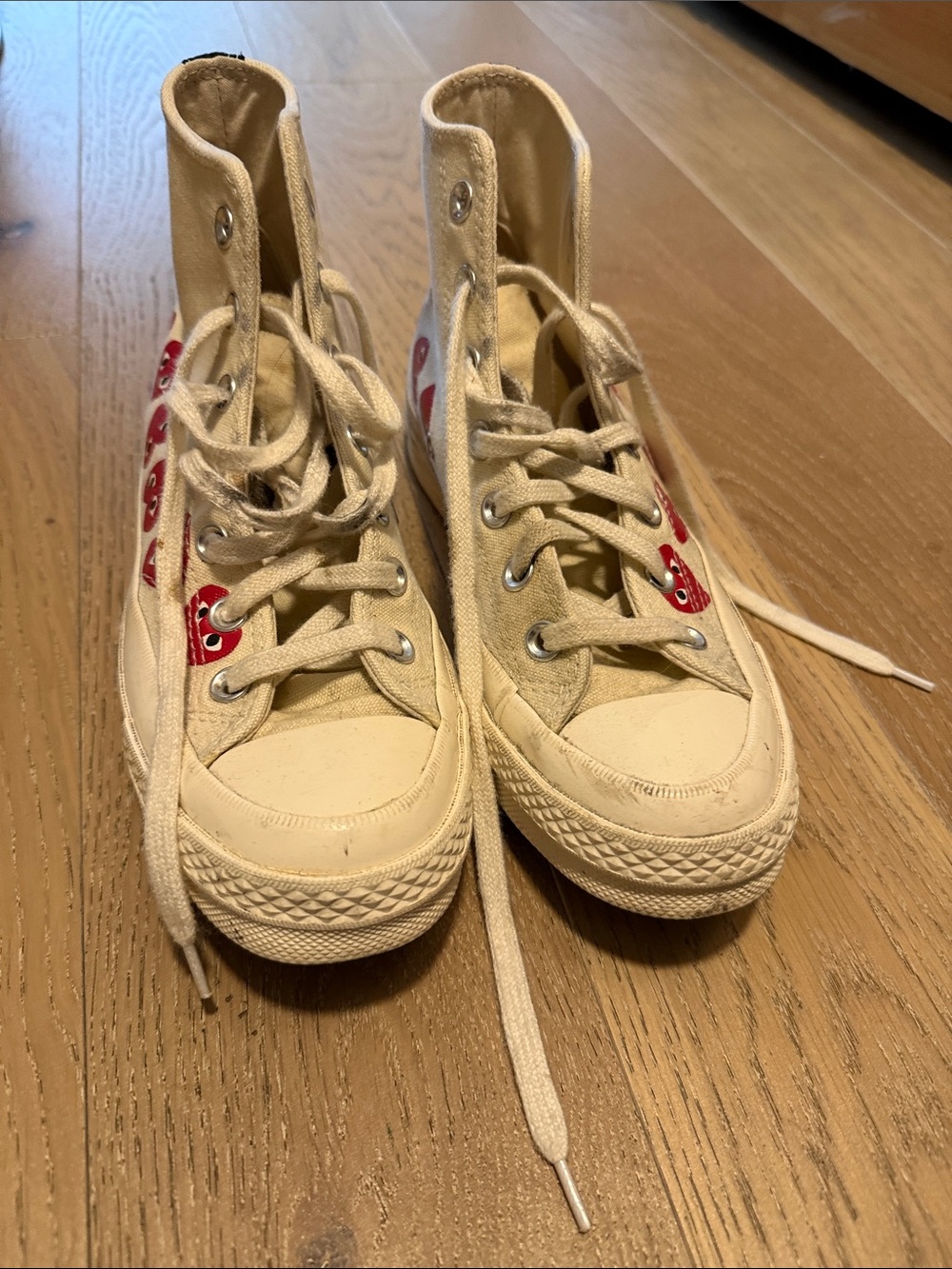 Comme des Garcons Cream High-Top Sneakers with Red Heart Motif